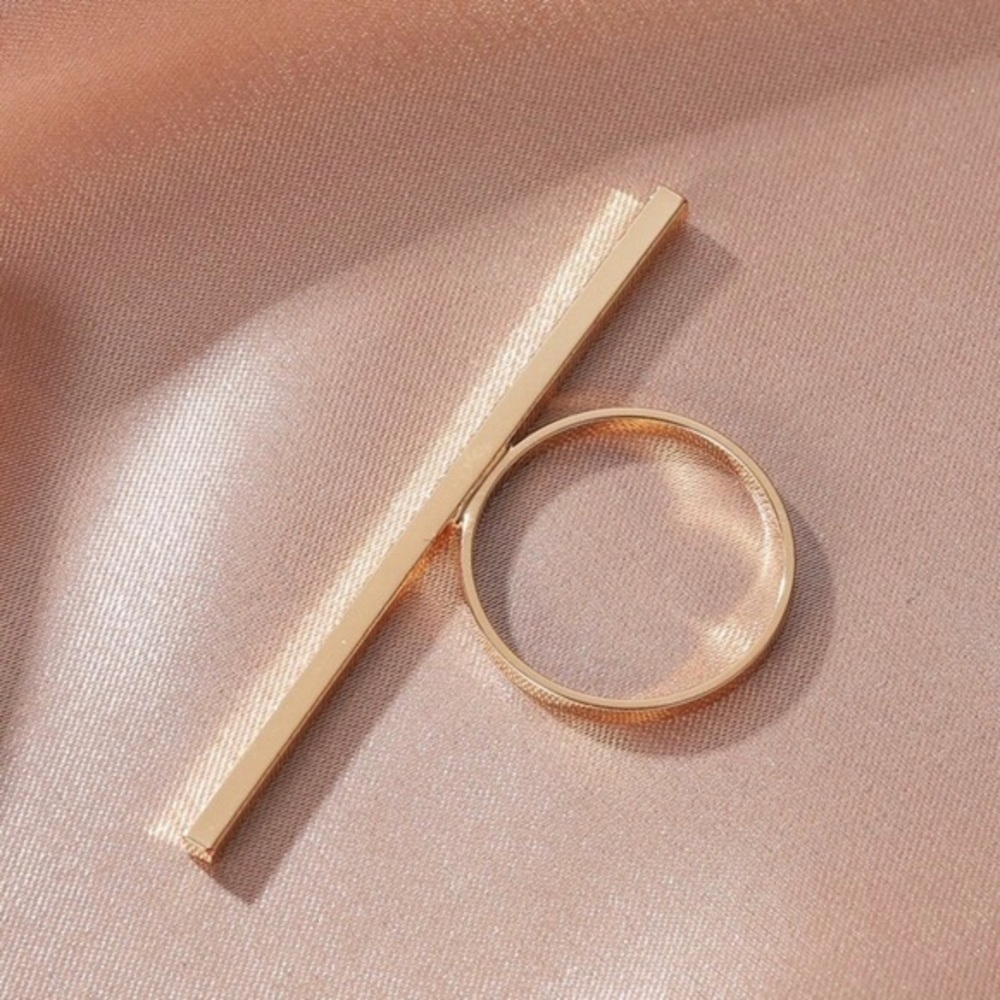 3/$30 💛 🤍 Metal Bar Ring - Picture 4 of 4